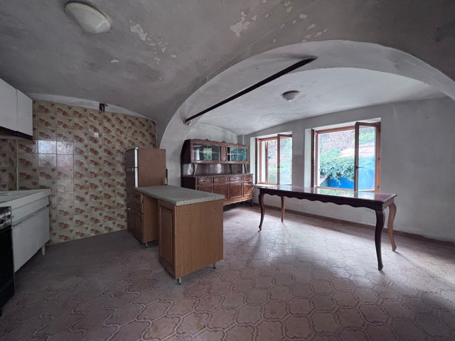 CASA ELISA – MAISON INDIVIDUELLE AVEC JARDIN À RÉNOVER: 80 000.00€