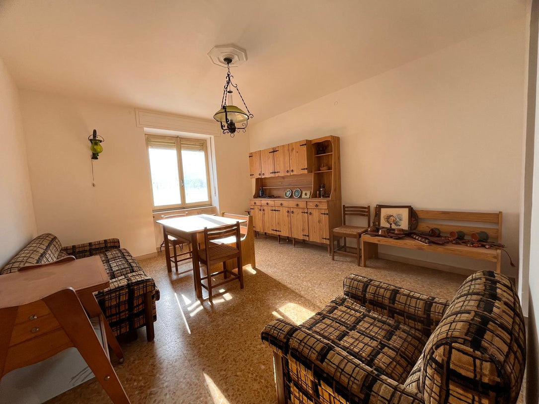 Appartement Deux Pièces avec Cave – 28.000 €